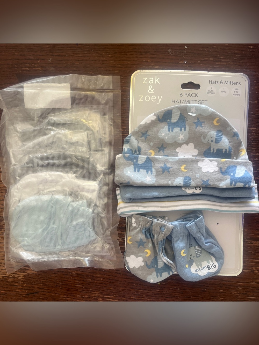 Zack & Zoey Mitten Set